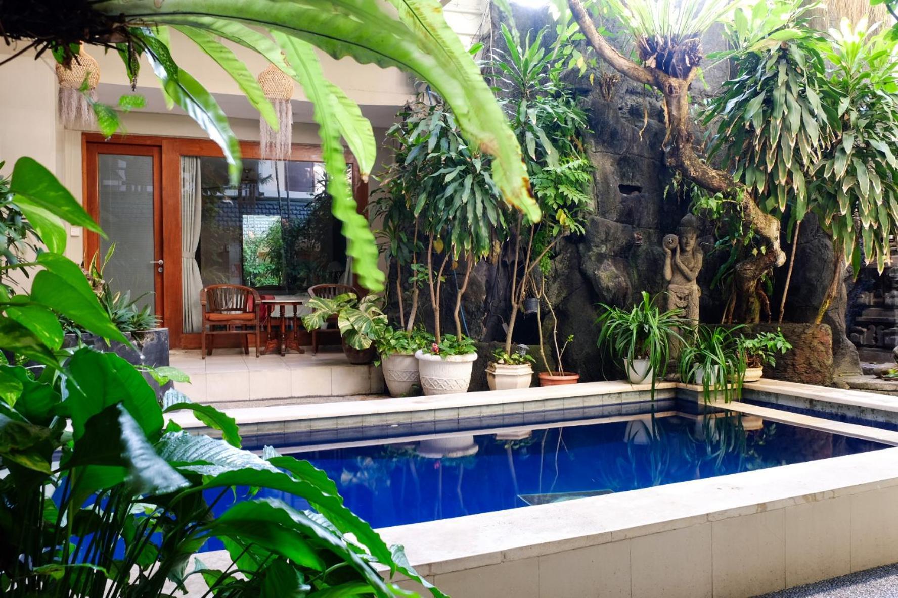 Su'S Cottages Legian Extérieur photo